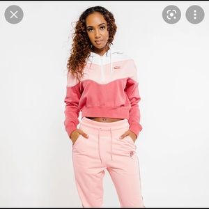 NIKE SPORTSWEAR HERITAGE 1/2 ZIP HOODIE Size Small